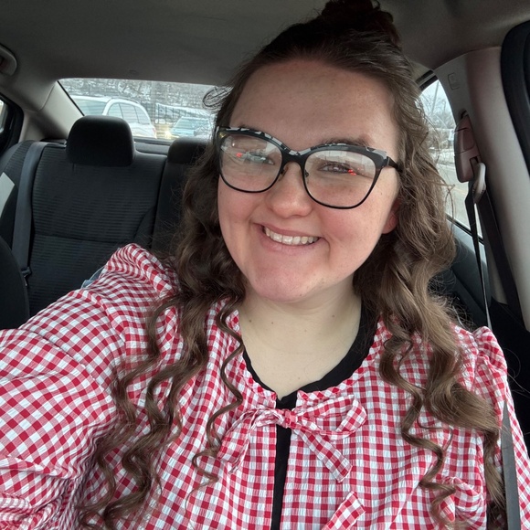 Bethany 🤍 - Picture 2 of 2